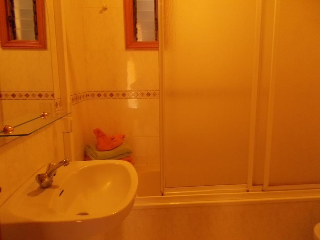 Apartamentos La Banda Playa de Santiago  Exteriör bild